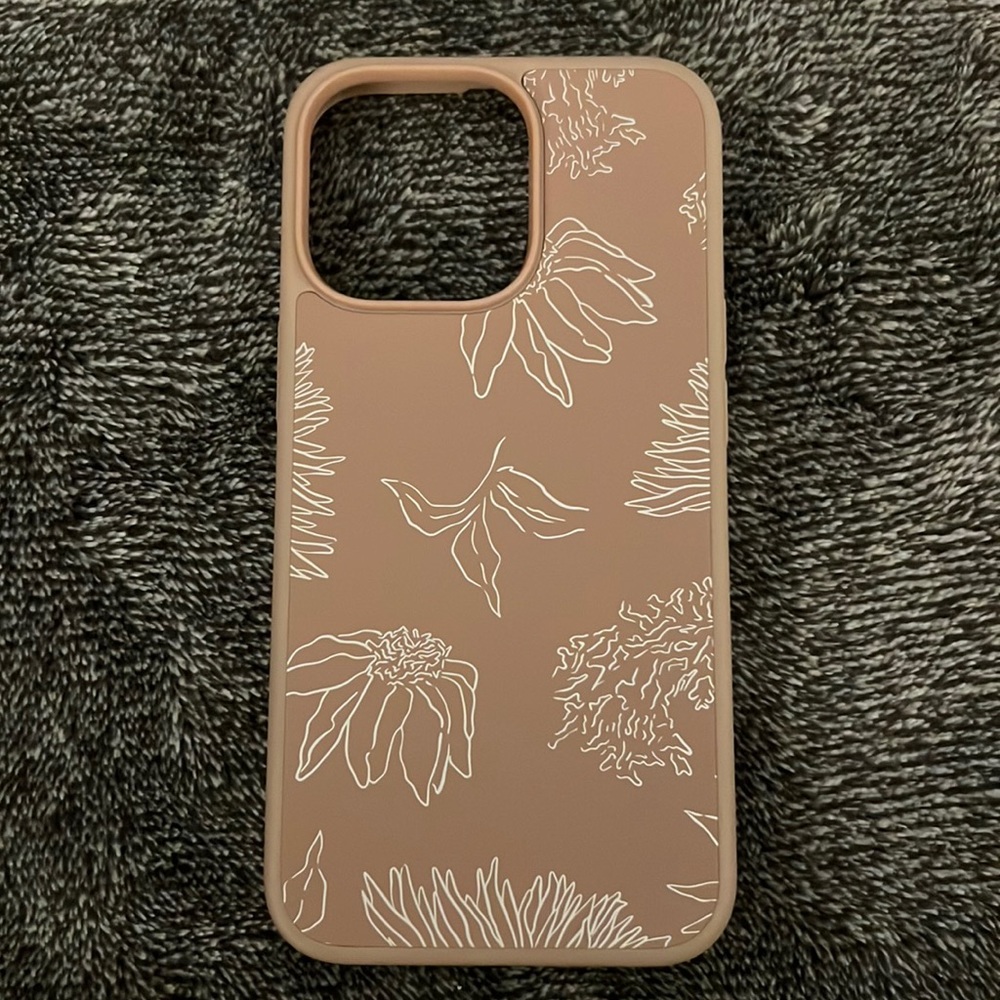 iPhone 13 Pro Heyday case barely used in warm taupe